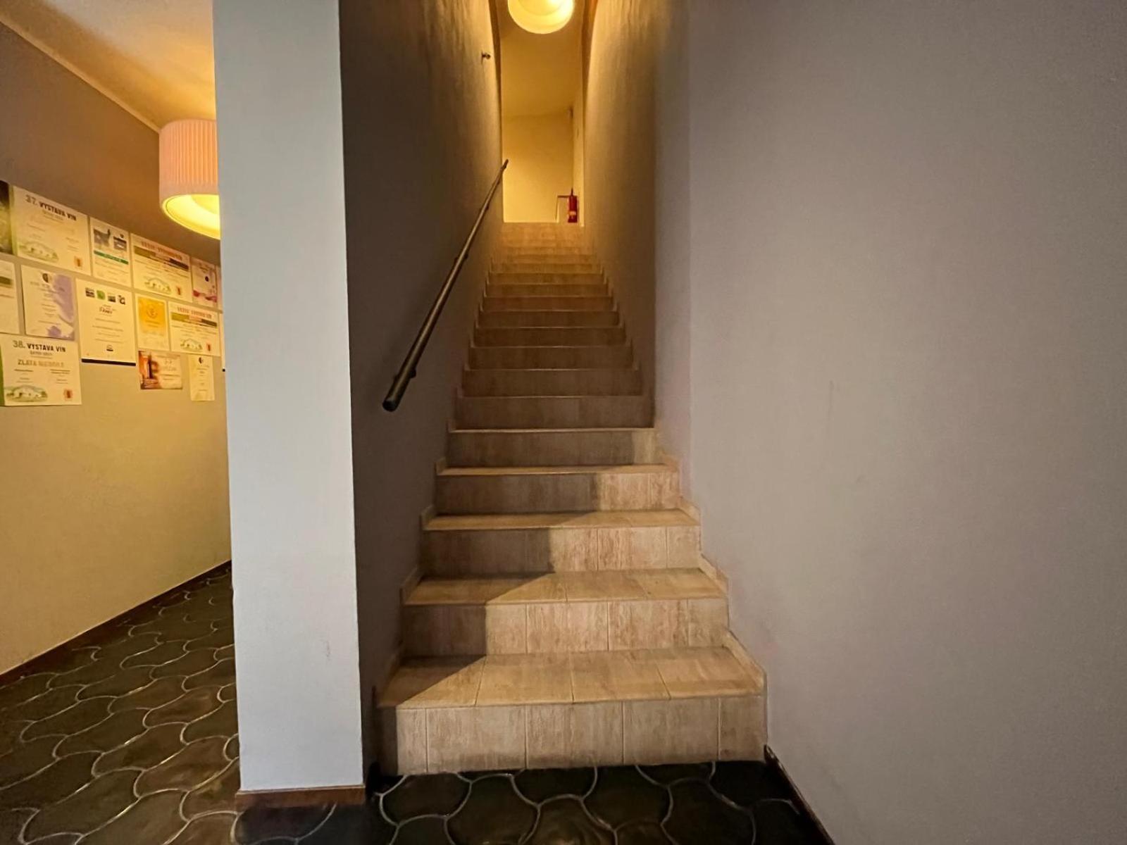 Nevinne Apartmany โคลีน ภายนอก รูปภาพ